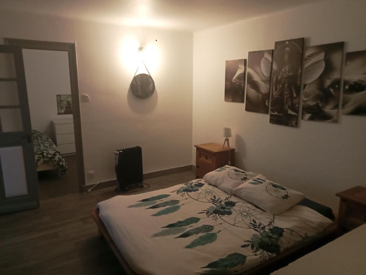 Eco Domaine 12Hectares Meuble Pour 6 Personnes Apartamento Plouray Exterior foto